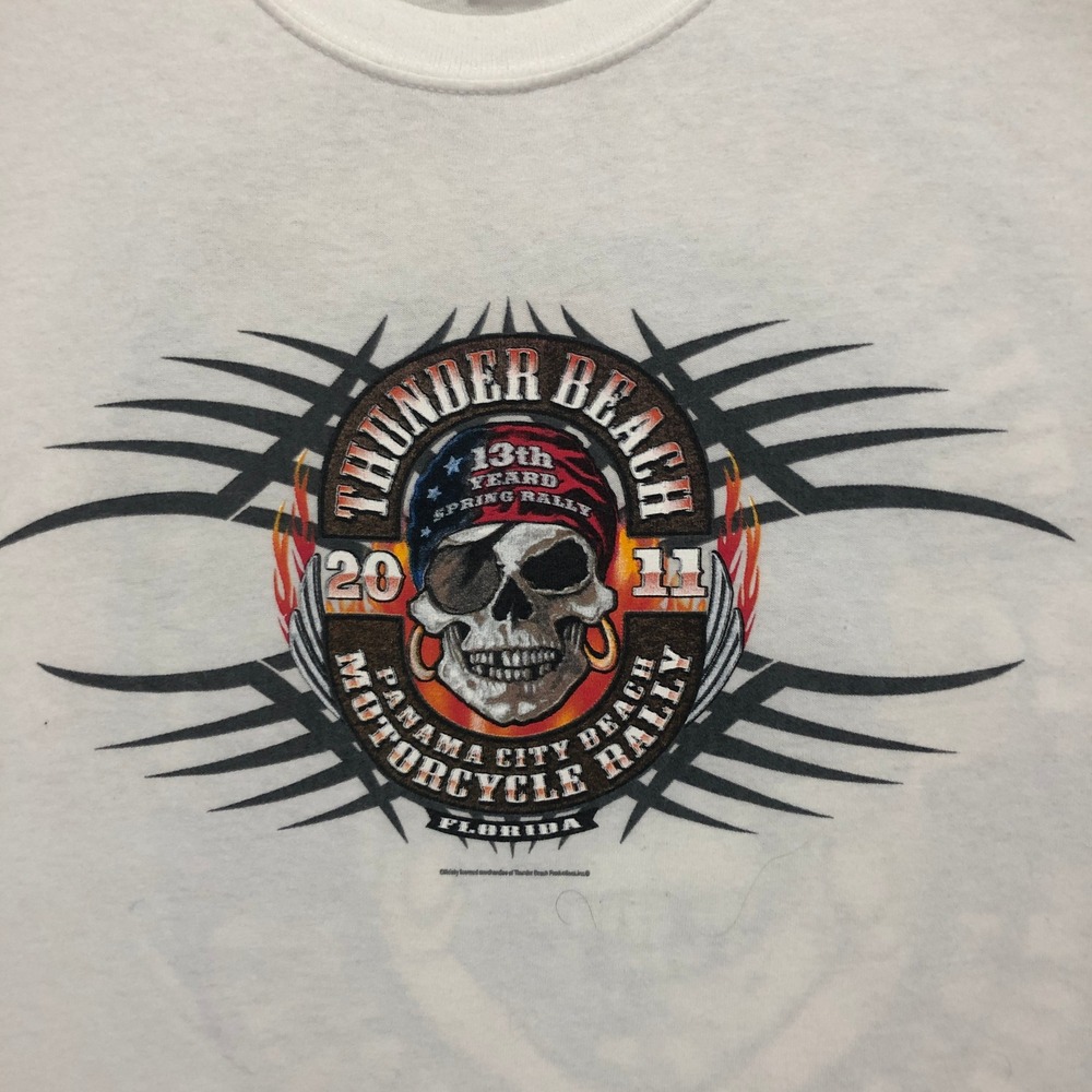 Thunder Beach Motorcycle Rally 2011 T Shirt White Skull Graphic Gildan Size L